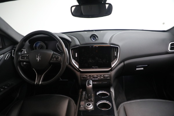 Used 2022 Maserati Ghibli Modena Q4 for sale $59,900 at Maserati of Westport in Westport CT 06880 28