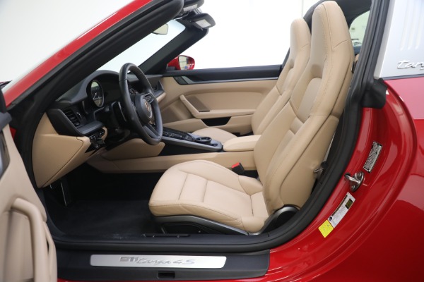 Used 2021 Porsche 911 Targa 4S for sale Sold at Maserati of Westport in Westport CT 06880 14