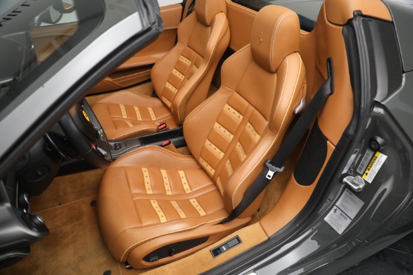 Used 2014 Ferrari 458 Spider for sale Sold at Maserati of Westport in Westport CT 06880 21