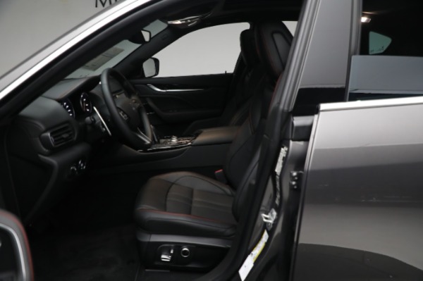 New 2024 Maserati Levante GT for sale $103,495 at Maserati of Westport in Westport CT 06880 21