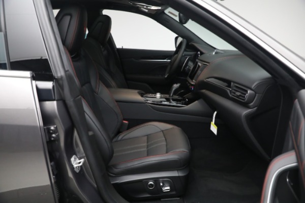 New 2024 Maserati Levante GT for sale $103,495 at Maserati of Westport in Westport CT 06880 24