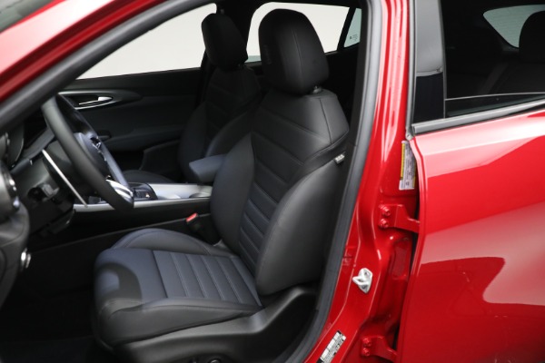 New 2024 Alfa Romeo Tonale Veloce for sale $52,790 at Maserati of Westport in Westport CT 06880 24