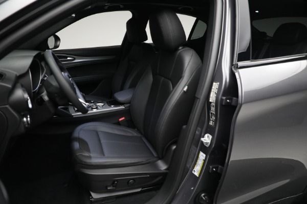 New 2024 Alfa Romeo Stelvio Ti for sale $53,330 at Maserati of Westport in Westport CT 06880 24