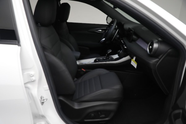 New 2024 Alfa Romeo Tonale Veloce for sale $55,290 at Maserati of Westport in Westport CT 06880 21