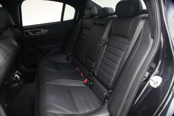 Used 2024 Alfa Romeo Giulia Veloce for sale Call for price at Maserati of Westport in Westport CT 06880 19