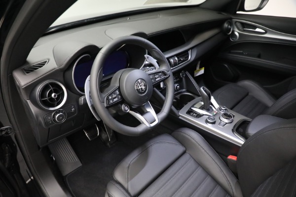 New 2024 Alfa Romeo Stelvio Veloce for sale $57,305 at Maserati of Westport in Westport CT 06880 20