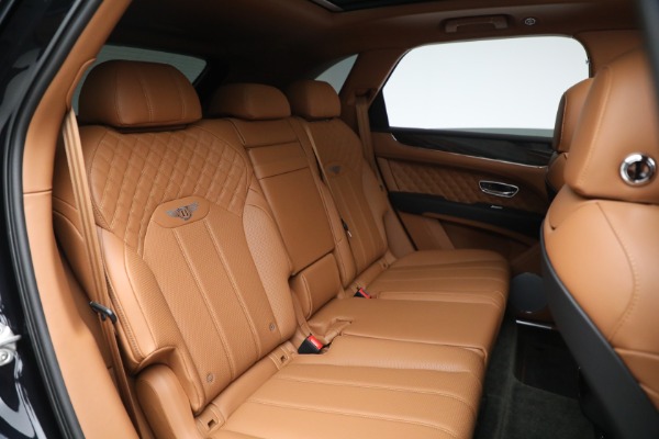 Used 2021 Bentley Bentayga V8 for sale $149,900 at Maserati of Westport in Westport CT 06880 28
