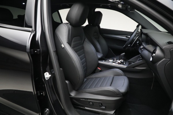 New 2024 Alfa Romeo Stelvio Veloce for sale $57,305 at Maserati of Westport in Westport CT 06880 23