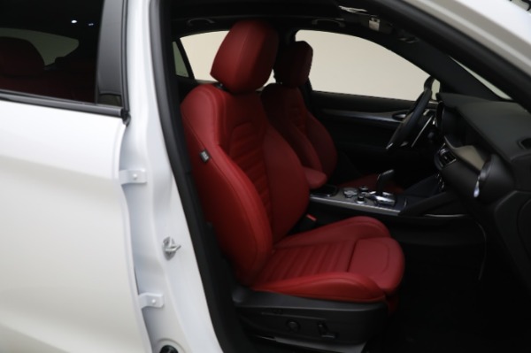 New 2024 Alfa Romeo Stelvio Veloce for sale $56,695 at Maserati of Westport in Westport CT 06880 25