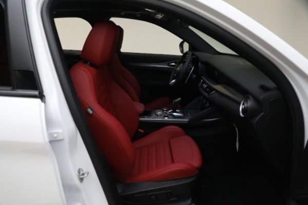 New 2024 Alfa Romeo Stelvio Veloce for sale $56,695 at Maserati of Westport in Westport CT 06880 26