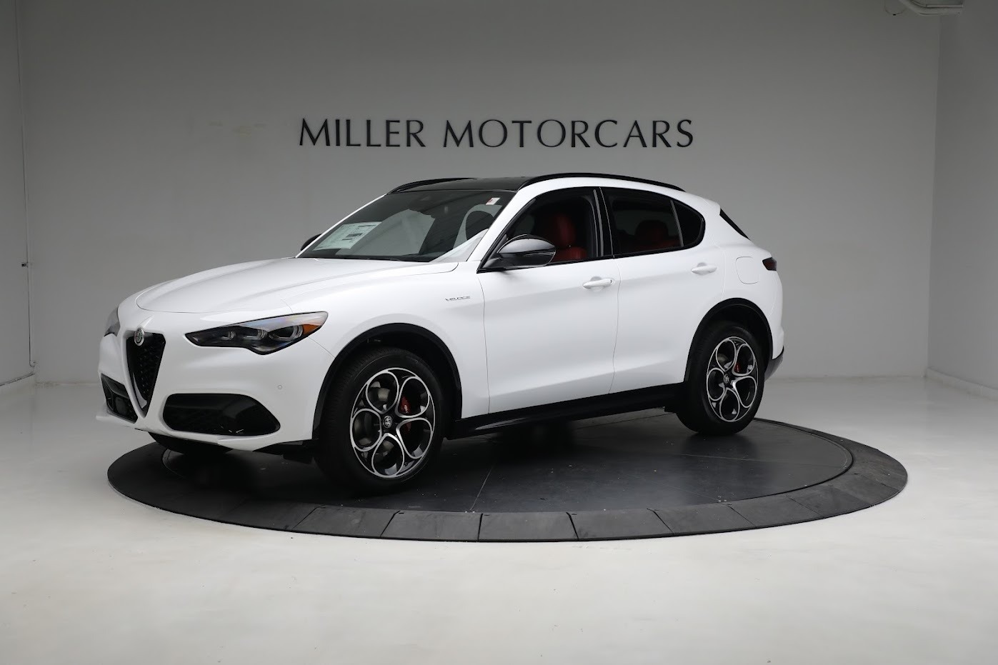 New 2024 Alfa Romeo Stelvio Veloce for sale $56,695 at Maserati of Westport in Westport CT 06880 1