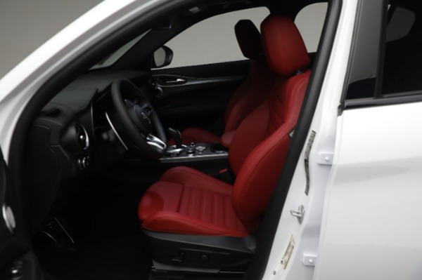 New 2024 Alfa Romeo Stelvio Veloce for sale $56,695 at Maserati of Westport in Westport CT 06880 23