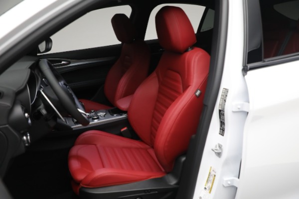 New 2024 Alfa Romeo Stelvio Veloce for sale $56,695 at Maserati of Westport in Westport CT 06880 24