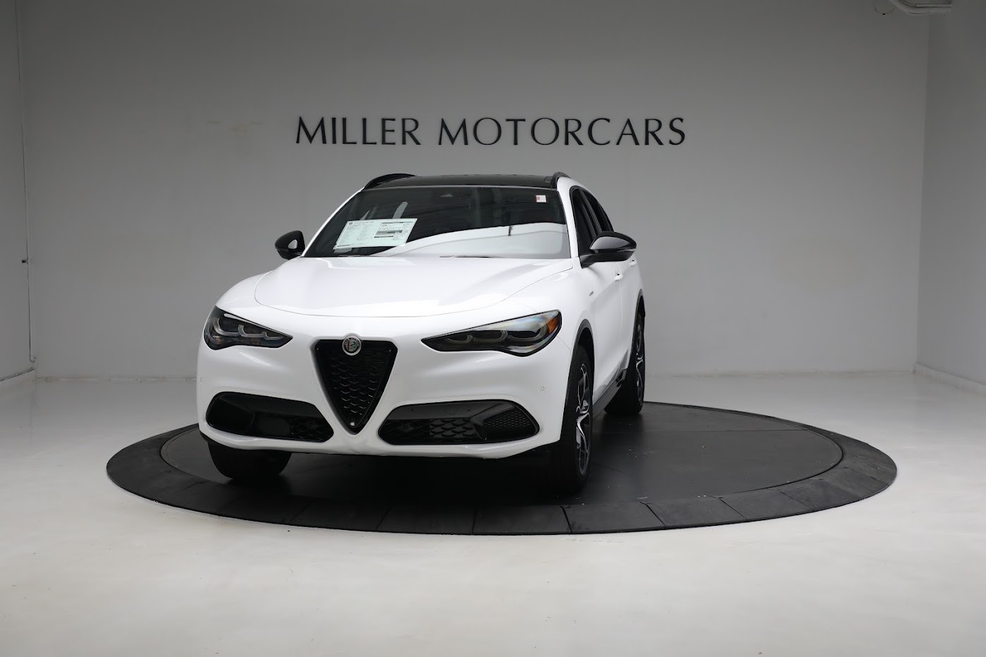 New 2024 Alfa Romeo Stelvio Veloce for sale $56,695 at Maserati of Westport in Westport CT 06880 1