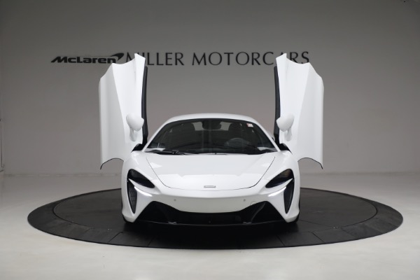 New 2023 McLaren Artura for sale Call for price at Maserati of Westport in Westport CT 06880 13