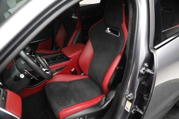 Used 2021 Jaguar F-PACE SVR for sale Sold at Maserati of Westport in Westport CT 06880 15