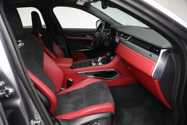Used 2021 Jaguar F-PACE SVR for sale Sold at Maserati of Westport in Westport CT 06880 17