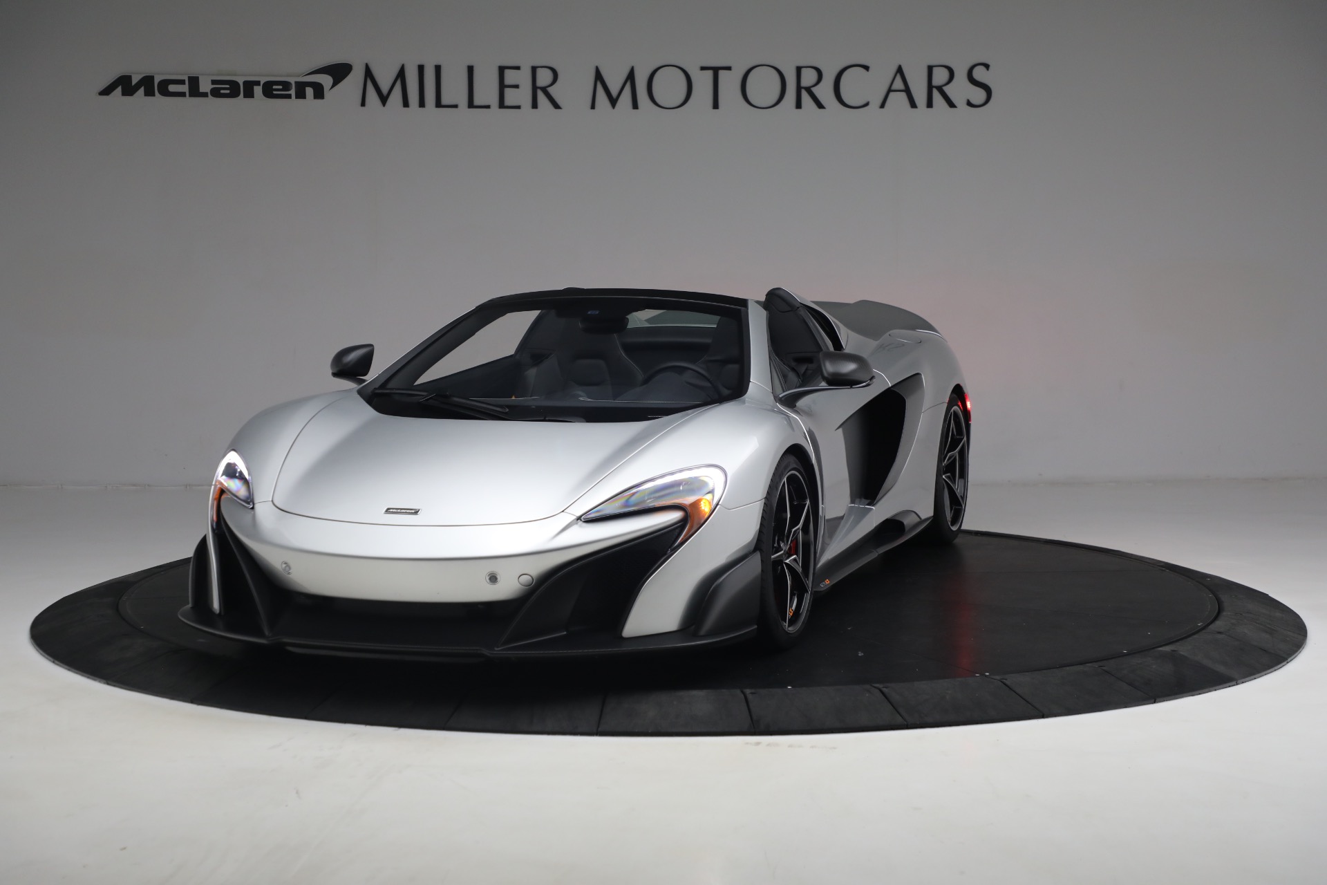 Used 2016 McLaren 675LT Spider for sale Sold at Maserati of Westport in Westport CT 06880 1
