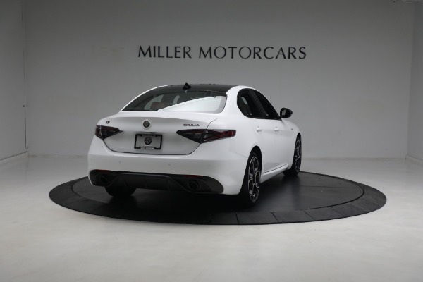 New 2024 Alfa Romeo Giulia Veloce for sale $55,285 at Maserati of Westport in Westport CT 06880 11