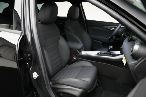 Used 2024 Alfa Romeo Tonale Ti for sale $30,900 at Maserati of Westport in Westport CT 06880 27