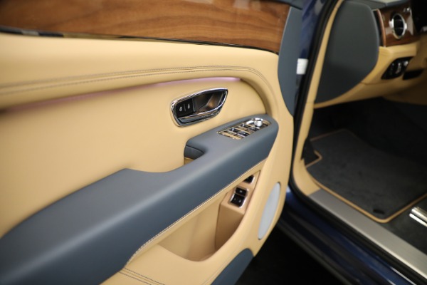 New 2023 Bentley Bentayga V8 for sale $238,450 at Maserati of Westport in Westport CT 06880 25