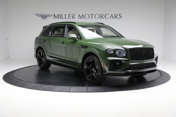 Used 2023 Bentley Bentayga EWB Azure V8 for sale Sold at Maserati of Westport in Westport CT 06880 18