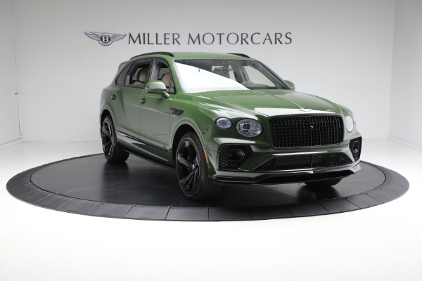 Used 2023 Bentley Bentayga EWB Azure V8 for sale Sold at Maserati of Westport in Westport CT 06880 19