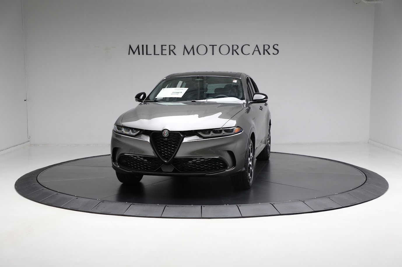 New 2024 Alfa Romeo Tonale Veloce for sale $55,800 at Maserati of Westport in Westport CT 06880 1