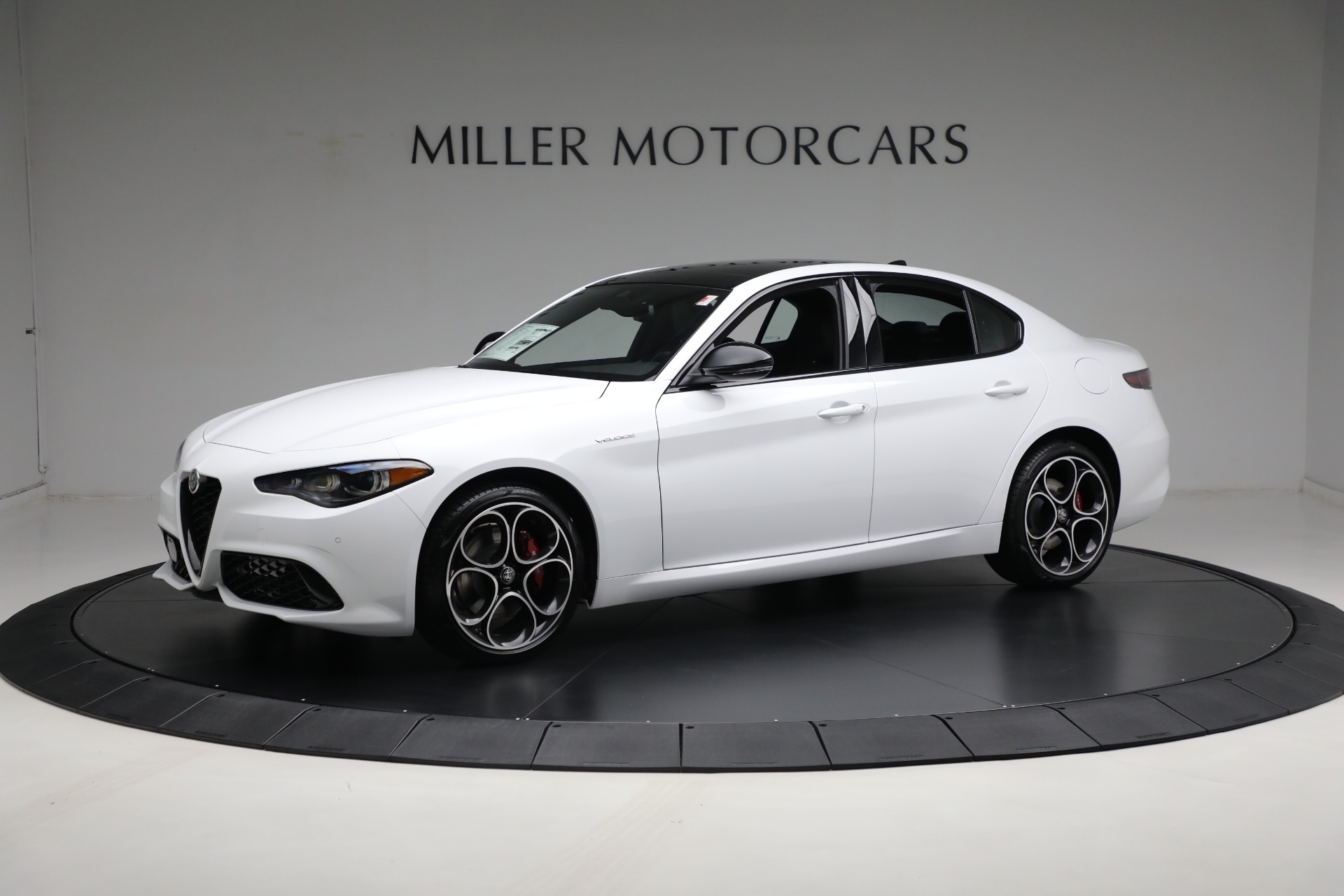 New 2024 Alfa Romeo Giulia Veloce for sale $54,285 at Maserati of Westport in Westport CT 06880 1