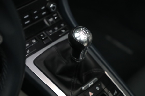 Used 2019 Porsche 911 Targa 4S for sale Sold at Maserati of Westport in Westport CT 06880 19