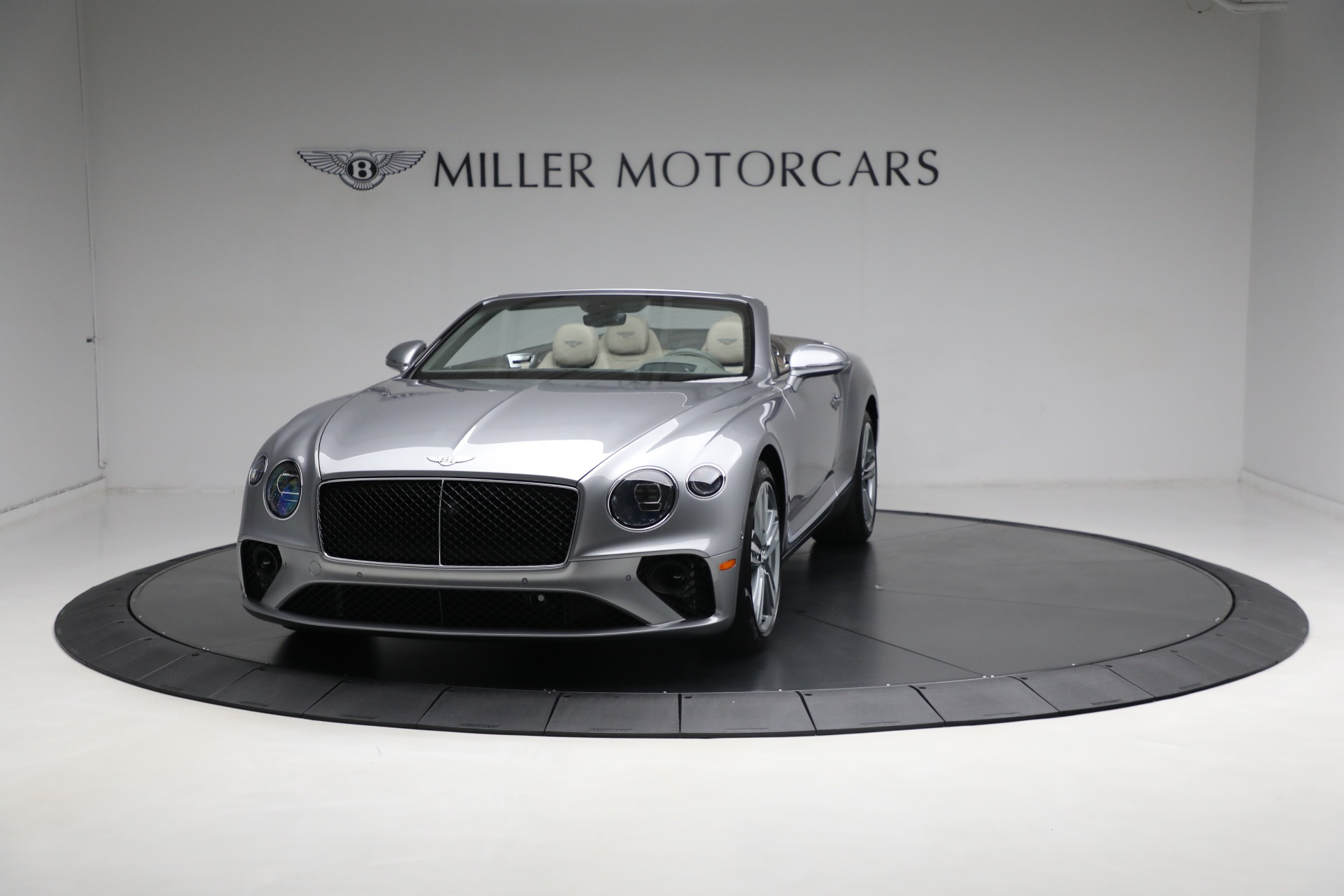 New 2024 Bentley Continental GTC V8 for sale $305,645 at Maserati of Westport in Westport CT 06880 1