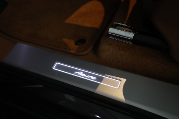 New 2023 Bentley Bentayga Azure Hybrid for sale $224,900 at Maserati of Westport in Westport CT 06880 17