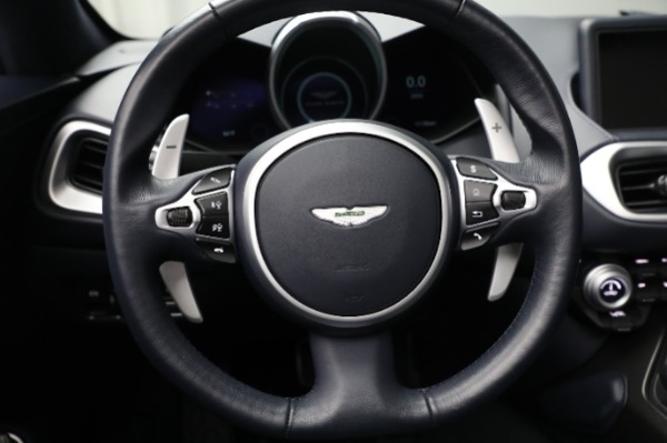 Used 2022 Aston Martin Vantage for sale $145,900 at Maserati of Westport in Westport CT 06880 27