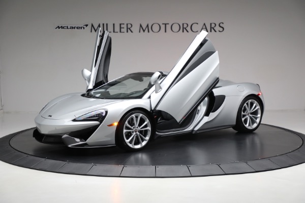 Used 2018 McLaren 570S Spider for sale Sold at Maserati of Westport in Westport CT 06880 17