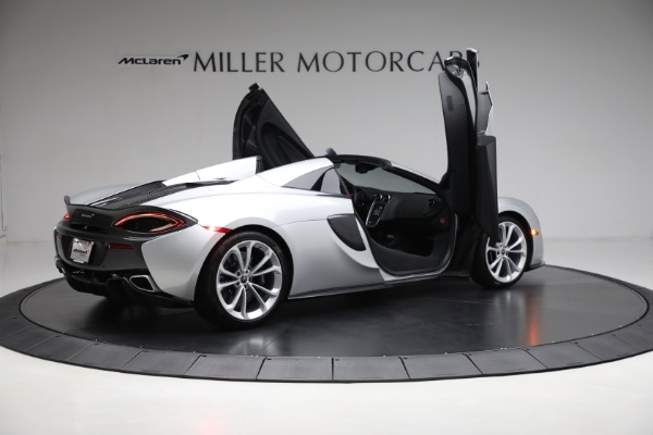Used 2018 McLaren 570S Spider for sale Sold at Maserati of Westport in Westport CT 06880 19