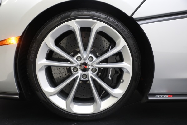Used 2018 McLaren 570S Spider for sale Sold at Maserati of Westport in Westport CT 06880 22
