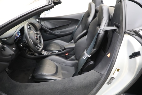 Used 2018 McLaren 570S Spider for sale $162,900 at Maserati of Westport in Westport CT 06880 24