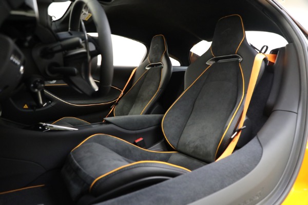 Used 2024 McLaren Artura Performance for sale Call for price at Maserati of Westport in Westport CT 06880 27