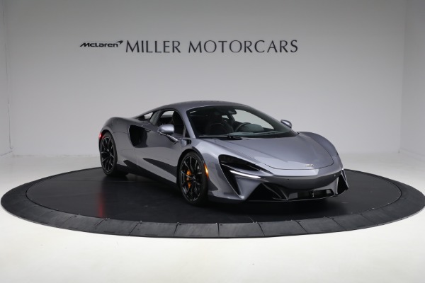 Used 2024 McLaren Artura Performance for sale $185,900 at Maserati of Westport in Westport CT 06880 11