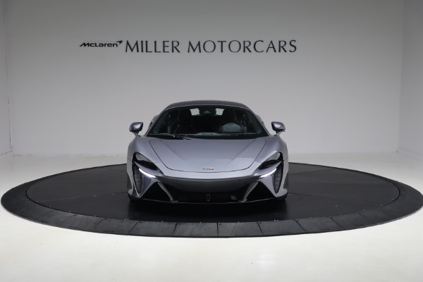 Used 2024 McLaren Artura Performance for sale $185,900 at Maserati of Westport in Westport CT 06880 12