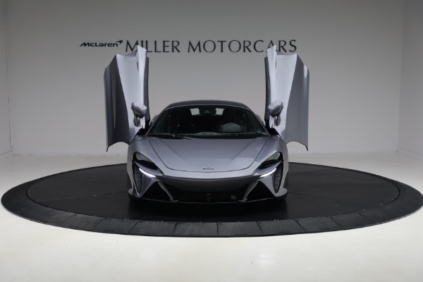 Used 2024 McLaren Artura Performance for sale $185,900 at Maserati of Westport in Westport CT 06880 13
