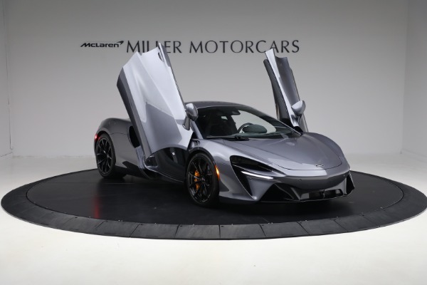 Used 2024 McLaren Artura Performance for sale $185,900 at Maserati of Westport in Westport CT 06880 20