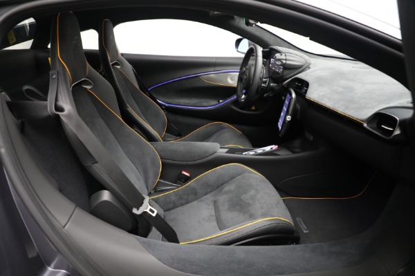 Used 2024 McLaren Artura Performance for sale $185,900 at Maserati of Westport in Westport CT 06880 24