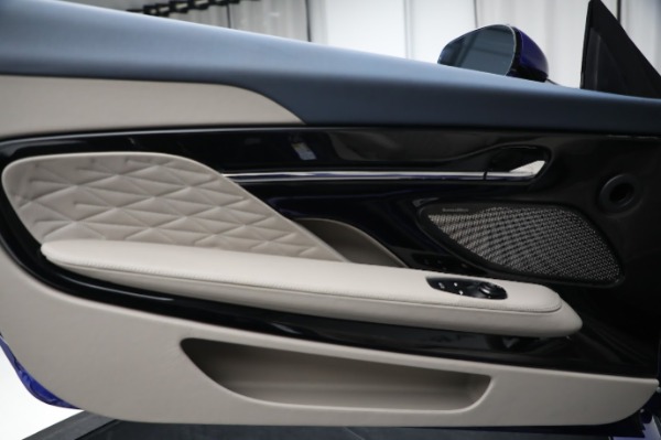 Used 2024 Aston Martin DB12 Volante for sale $289,900 at Maserati of Westport in Westport CT 06880 24