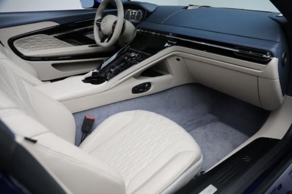 Used 2024 Aston Martin DB12 Volante for sale $289,900 at Maserati of Westport in Westport CT 06880 28
