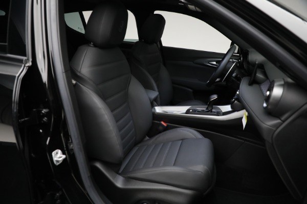 New 2024 Alfa Romeo Tonale Veloce for sale Sold at Maserati of Westport in Westport CT 06880 28