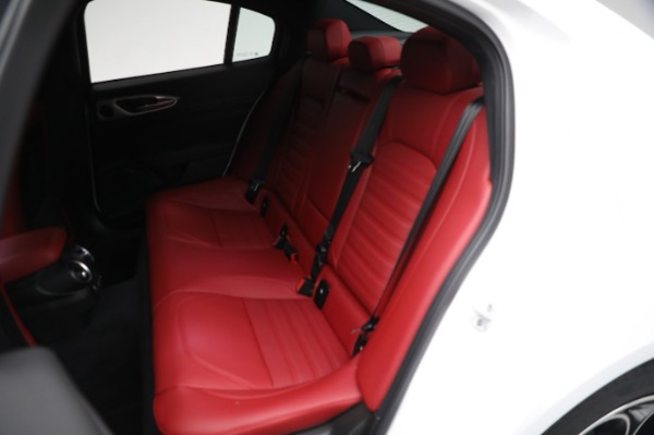 New 2024 Alfa Romeo Giulia Veloce for sale Sold at Maserati of Westport in Westport CT 06880 25