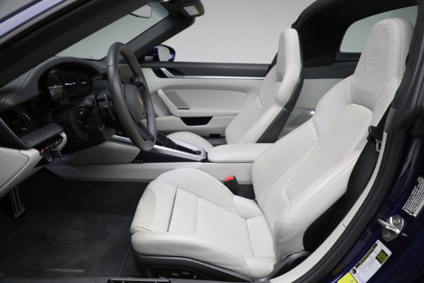 Used 2021 Porsche 911 Targa 4S for sale Sold at Maserati of Westport in Westport CT 06880 20