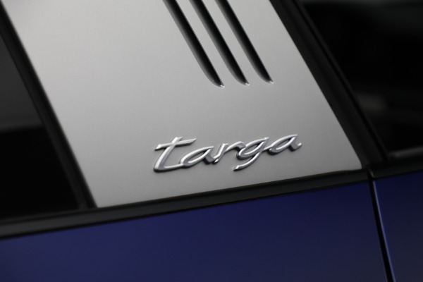 Used 2021 Porsche 911 Targa 4S for sale Sold at Maserati of Westport in Westport CT 06880 28