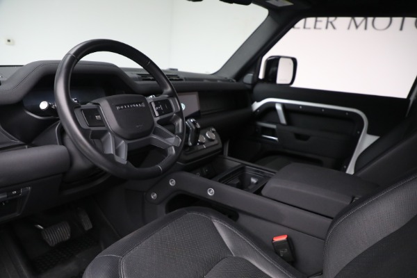 Used 2023 Land Rover Defender 90 X-Dynamic SE for sale $71,900 at Maserati of Westport in Westport CT 06880 14